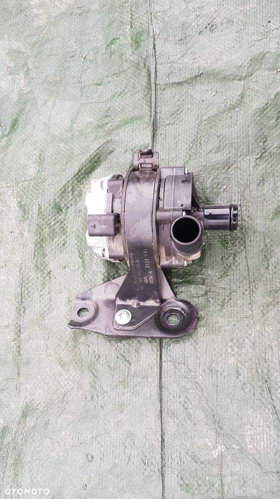 SKODA OCTAVIA IV DODATKOWA POMPA WODY 04L965567