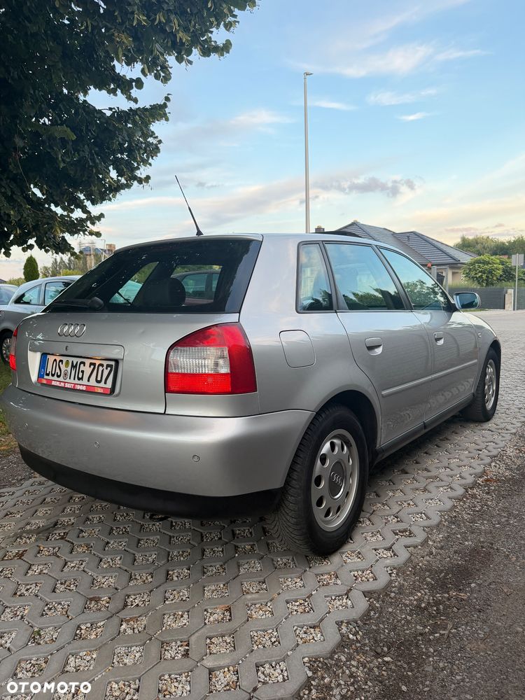 Audi A3 Sportback - 4