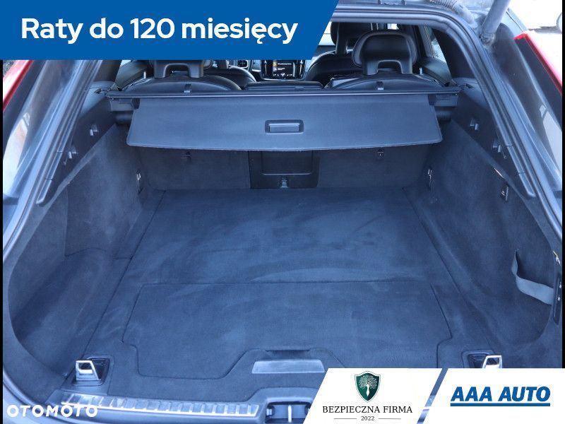 Volvo V90 Cross Country - 16