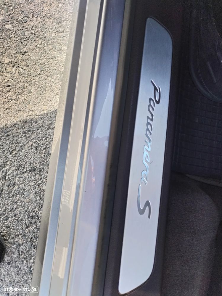Porsche Panamera S Hybrid - 16