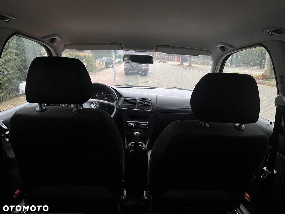 Volkswagen Golf 1.9 TDI Comfortline - 27