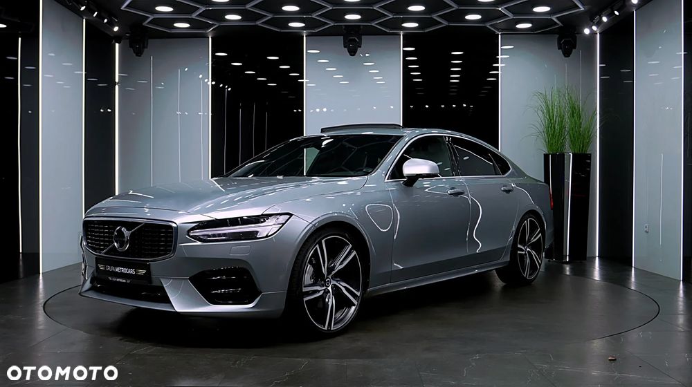 Volvo S90 B4 B R-Design - 2