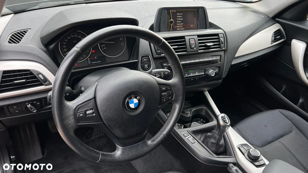 BMW Seria 1 116i - 5