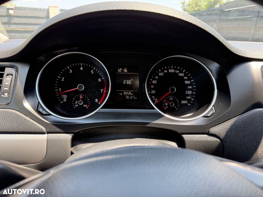 Volkswagen Jetta 1.2 TSI Comfortline - 9