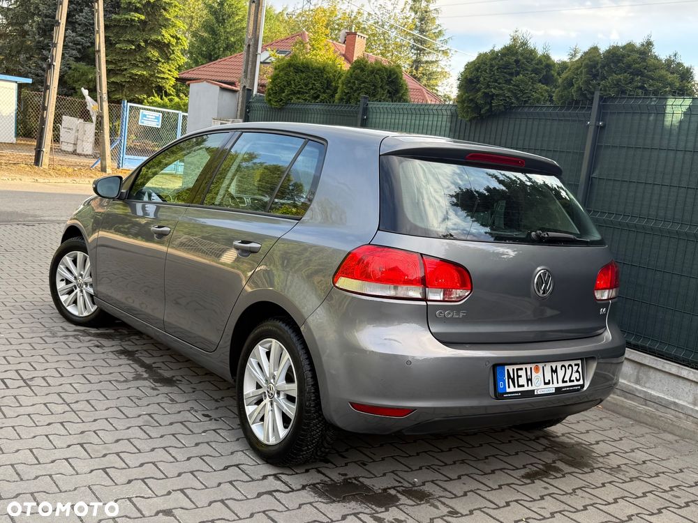 Volkswagen Golf 1.6 Edition - 11