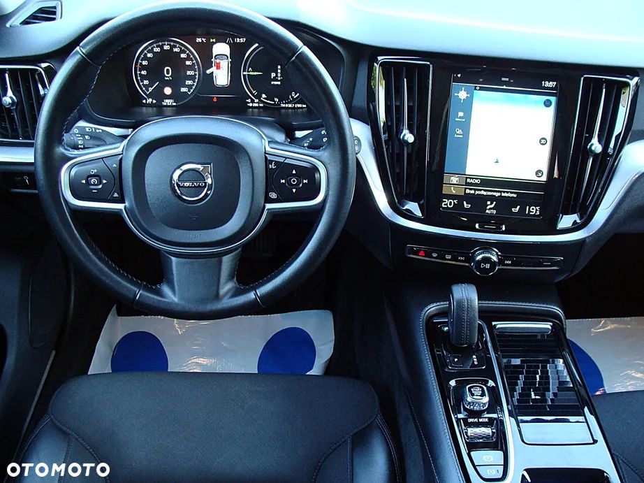 Volvo V60 T6 AWD Recharge Plus Dark - 20