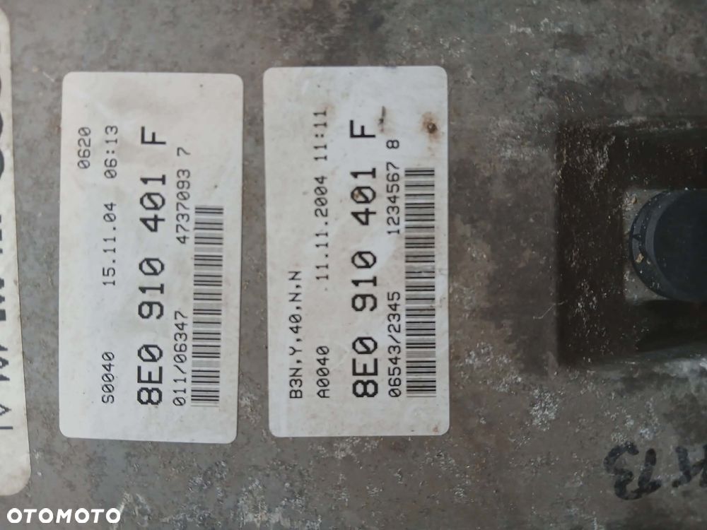 STEROWNIK KOMPUTER ECU SILNIKA AUDI A4 B7 3.0 TDI 8E0907401AJ - 2