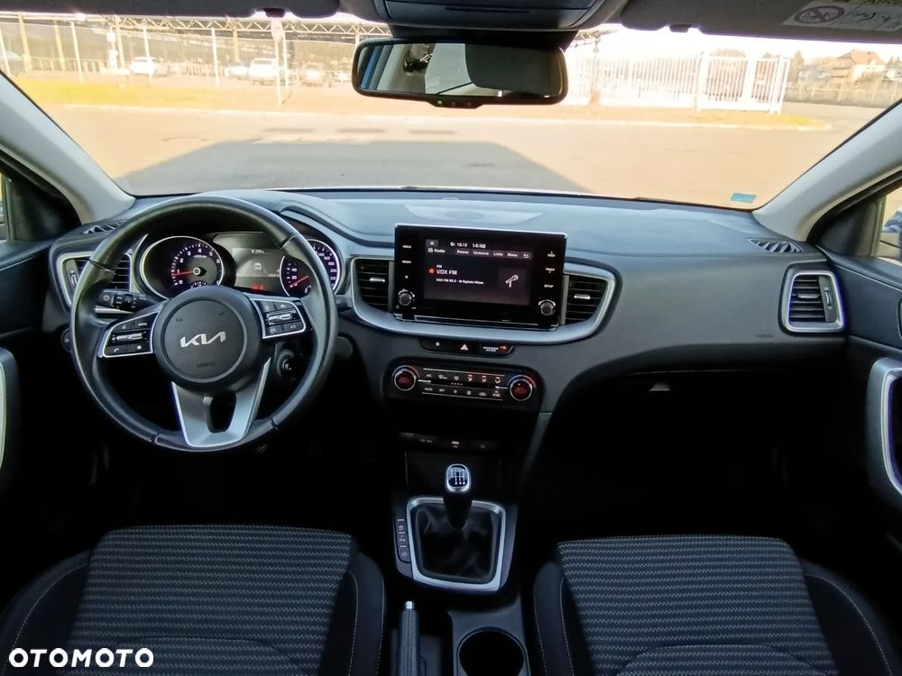 Kia Ceed 1.5 T-GDI M - 32