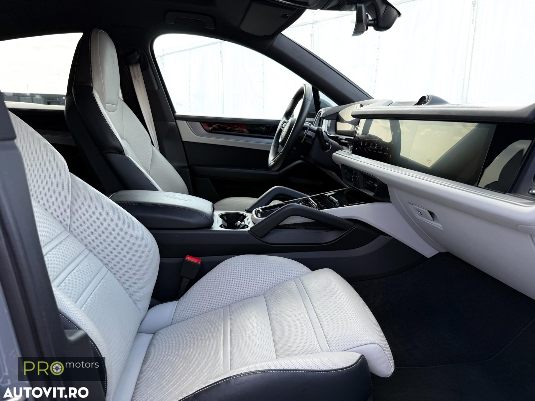 Porsche Cayenne Coupe Standard - 10