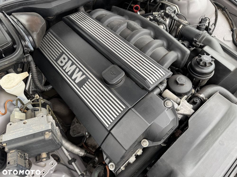 BMW Seria 5 - 25