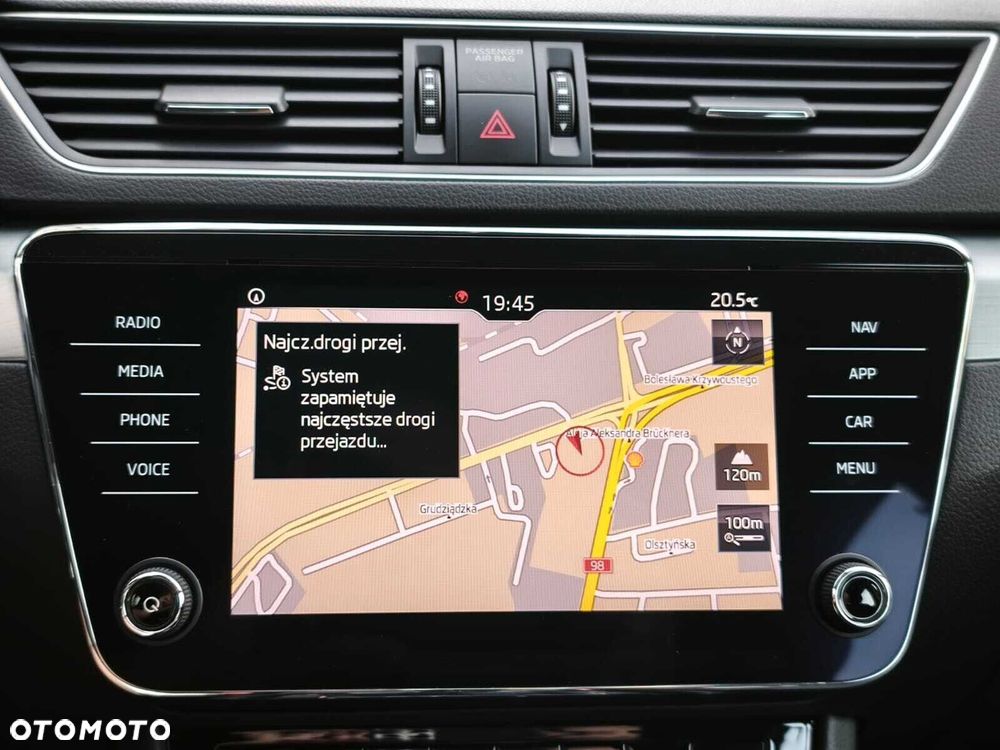 Skoda Superb 1.5 TSI ACT Ambition - 28