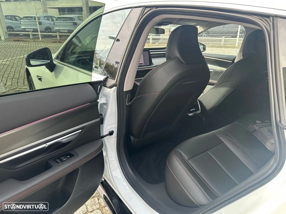 Xpeng P7i 86.2 kWh Long Range - 4