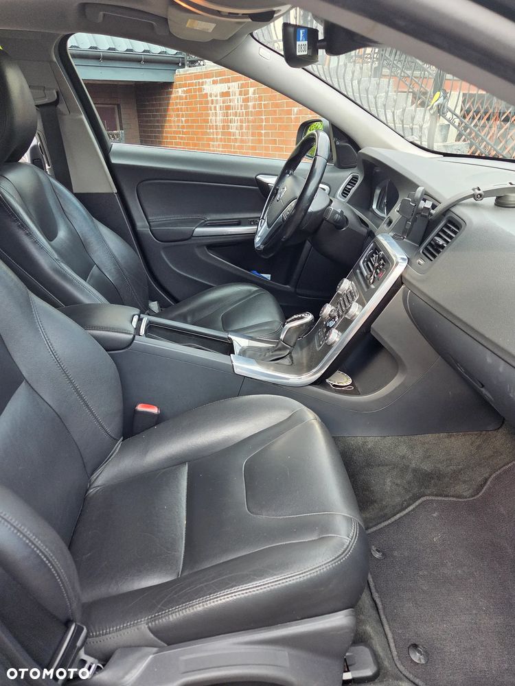 Volvo S60 2.5 T5 AWD - 5