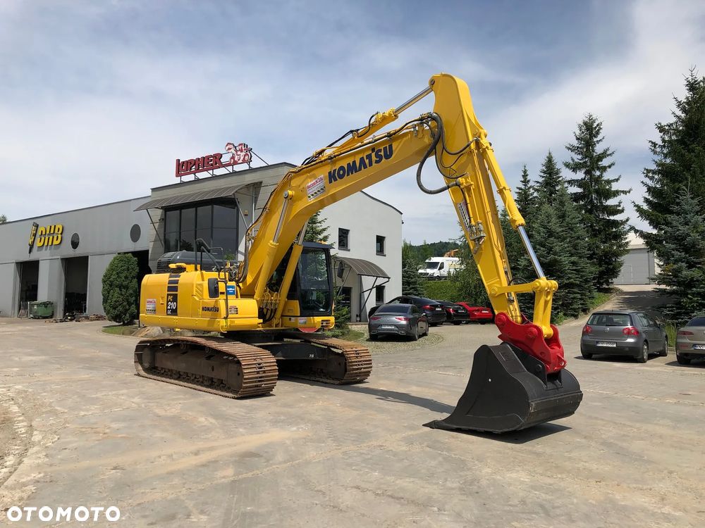 Komatsu PC210LC-11 - 2