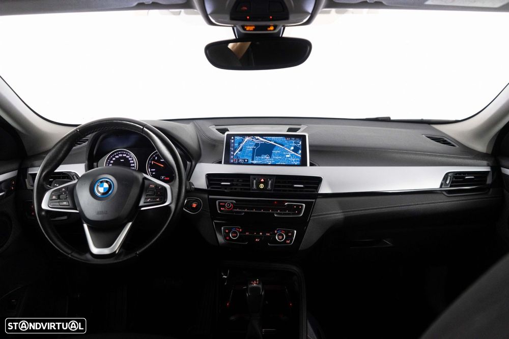 BMW X2 25 e xDrive GoldPlay - 22