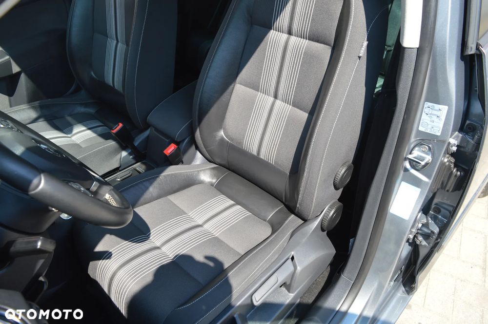 Volkswagen Golf Plus 1.2 TSI DSG MATCH - 17
