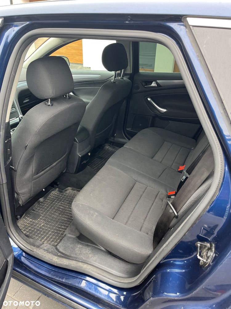 Ford Mondeo 2.0 TDCi Titanium - 17