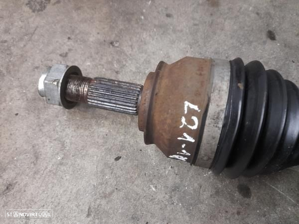 Transmissao Frente Esq Alfa Romeo Mito (955_) - 4