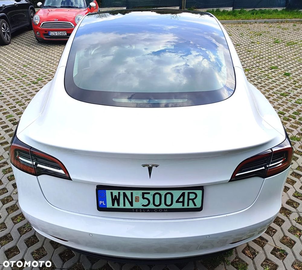 Tesla Model 3 - 31