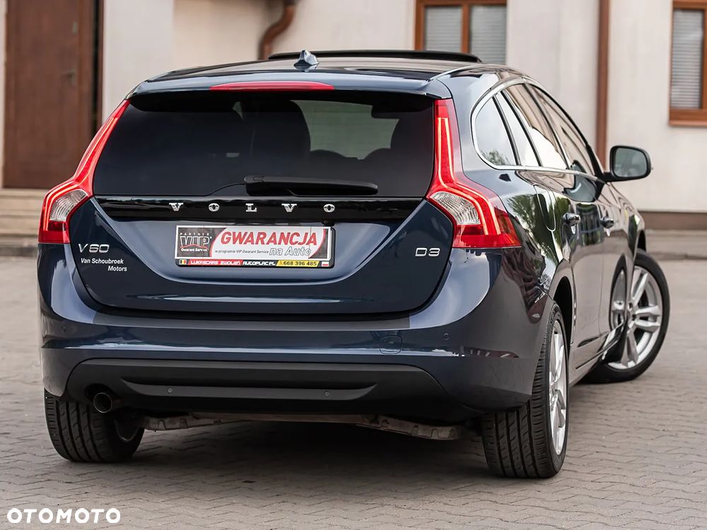 Volvo V60 D3 Summum - 14