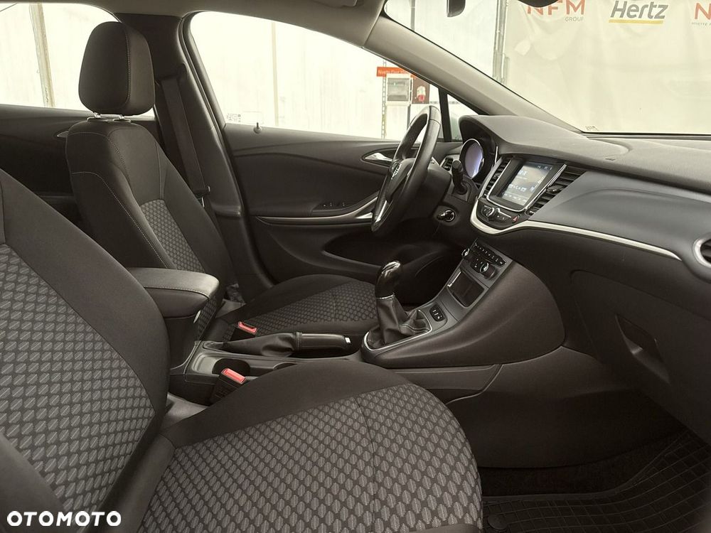 Opel Astra - 22