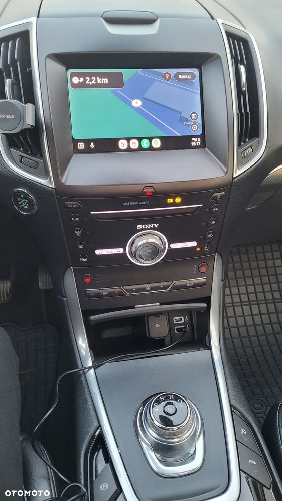 Ford S-Max 2.0 EcoBlue Titanium - 24