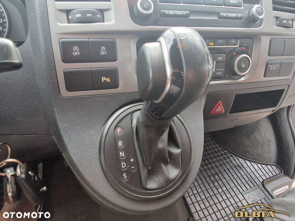 Volkswagen California - 32
