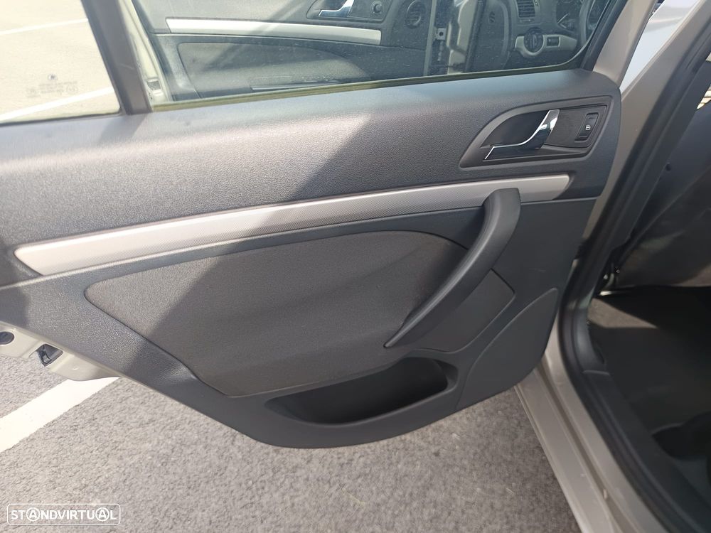 Skoda Octavia Break 1.6 TDi Ambition - 25