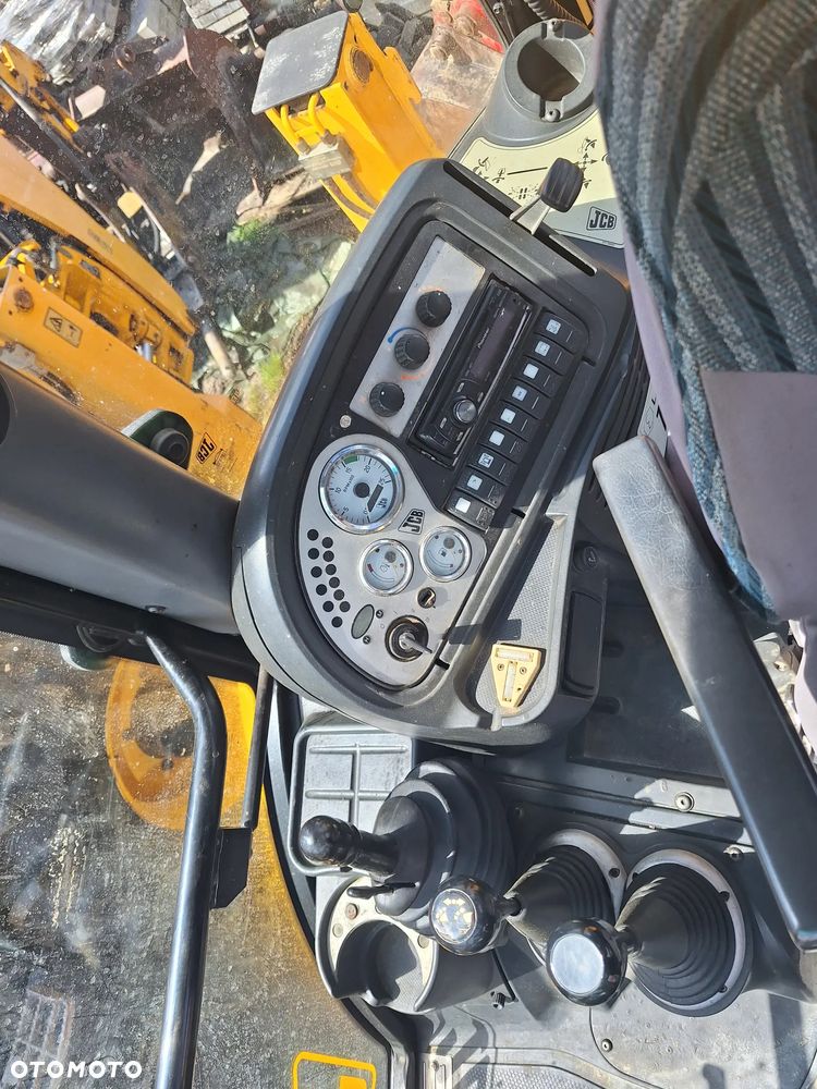 JCB - 5
