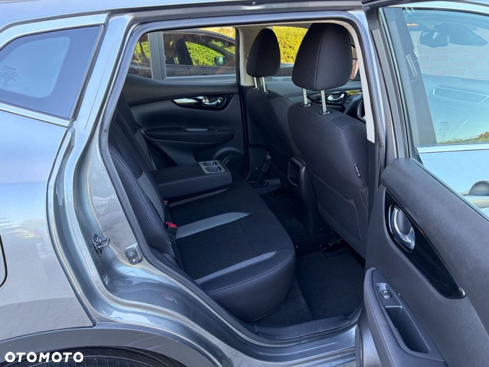 Nissan Qashqai 1.3 DIG-T MHEV N-Connecta Xtronic - 18