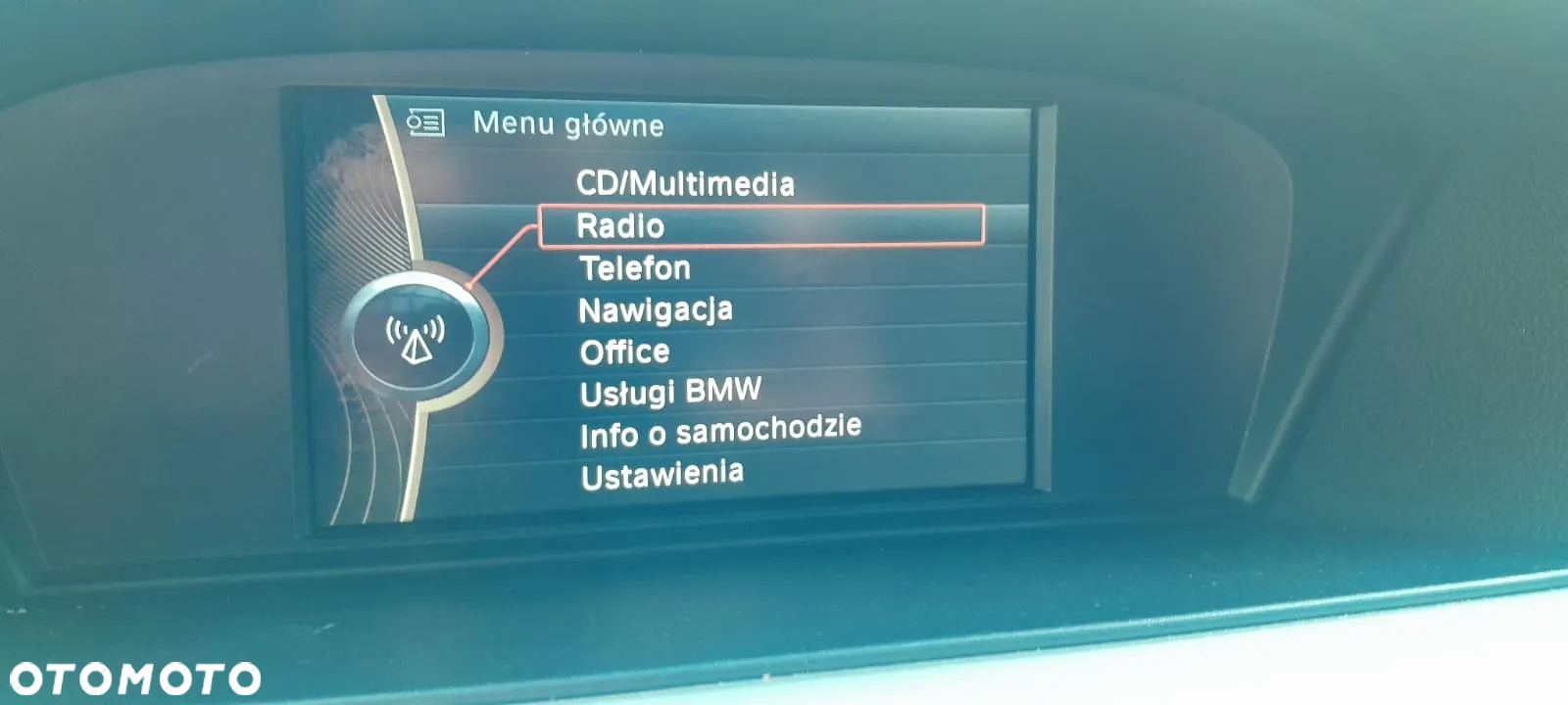 BMW Seria 3 318d Touring - 9