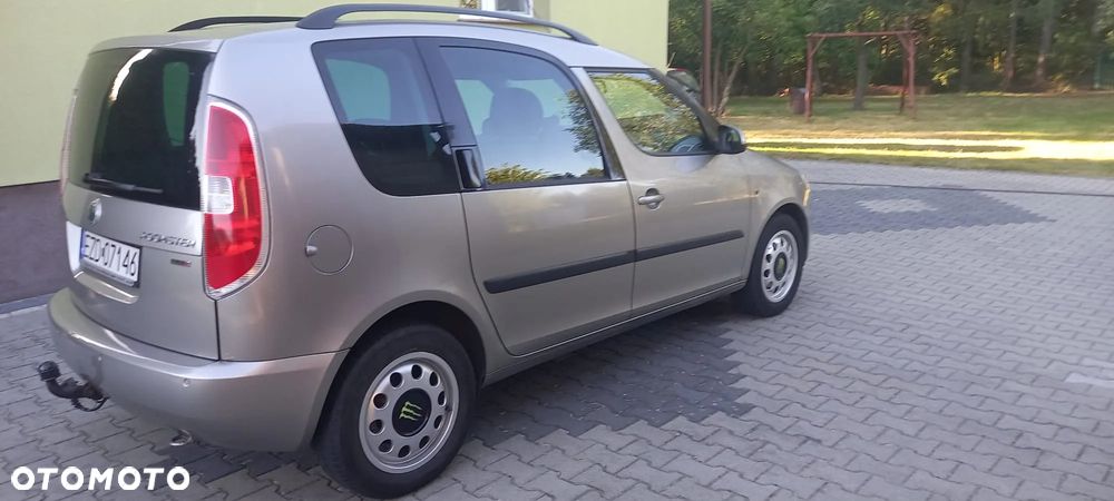 Skoda Roomster 1.6 16V Comfort - 4