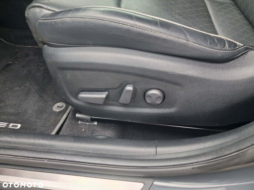 Kia XCeed 1.4 T-GDI L Business Line DCT - 19