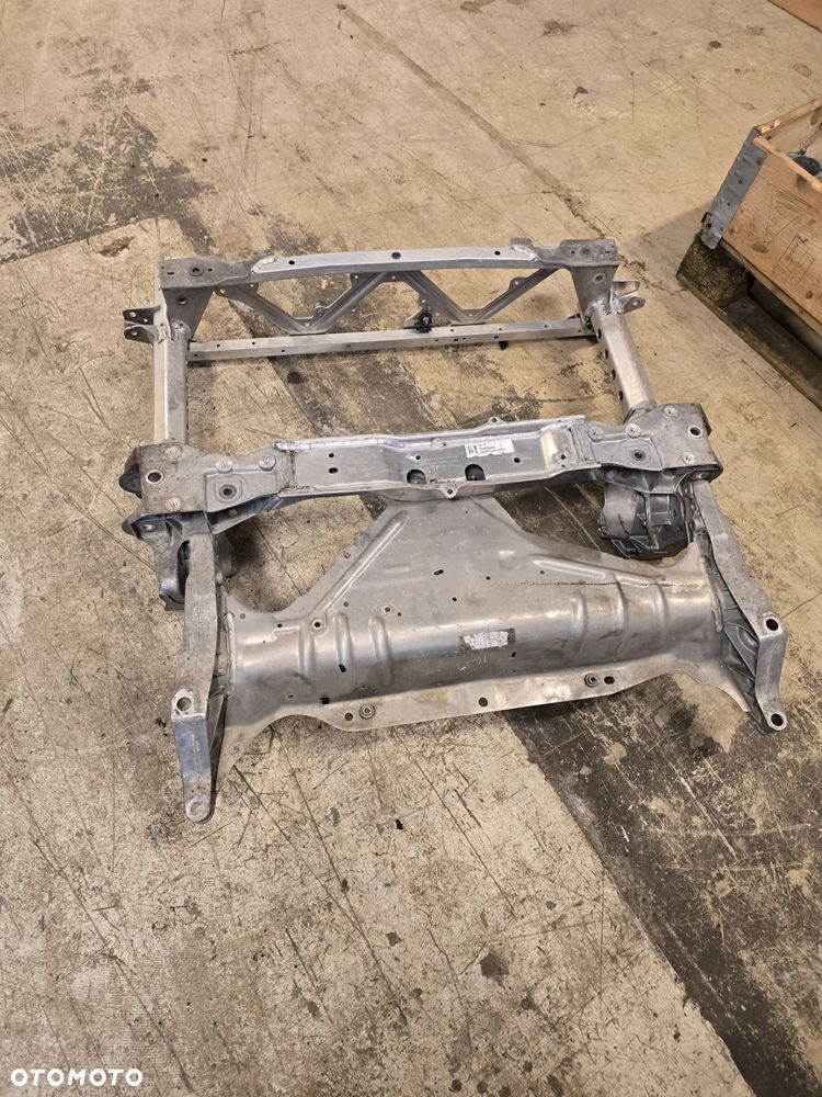 Wózek belka sanki Porsche Panamera 971 - 2