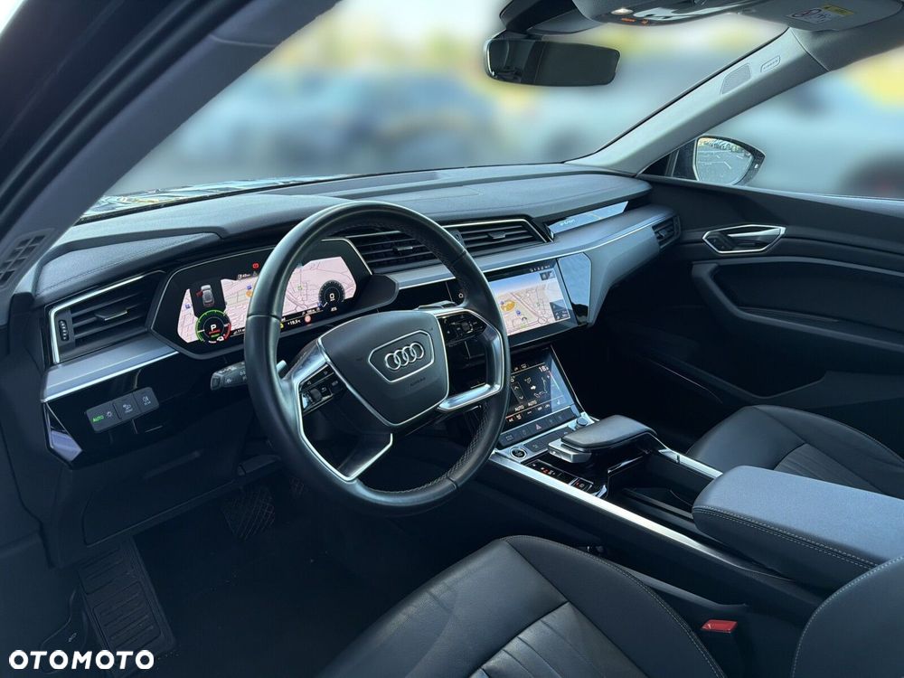 Audi e-tron 50 Quattro S Line - 12