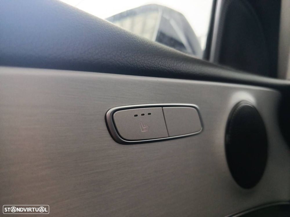 Mercedes-Benz E 300 - 21