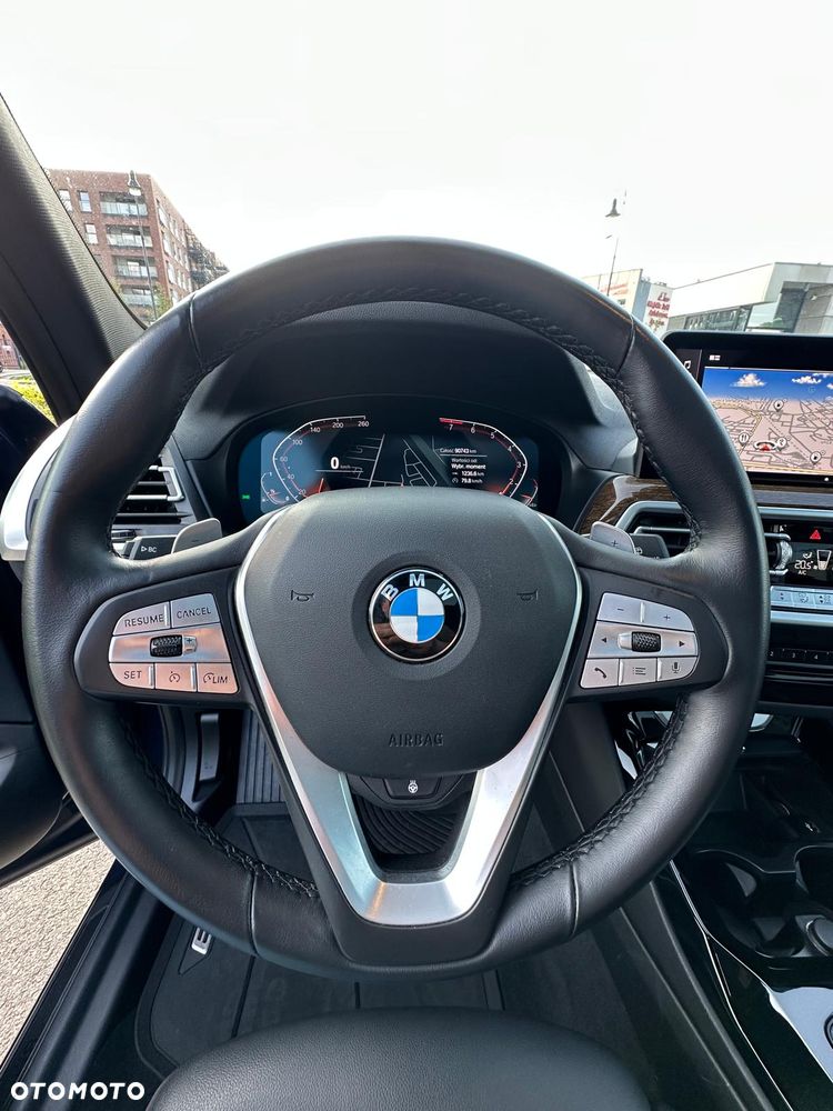 BMW X3 xDrive30i GPF Luxury Line sport - 16