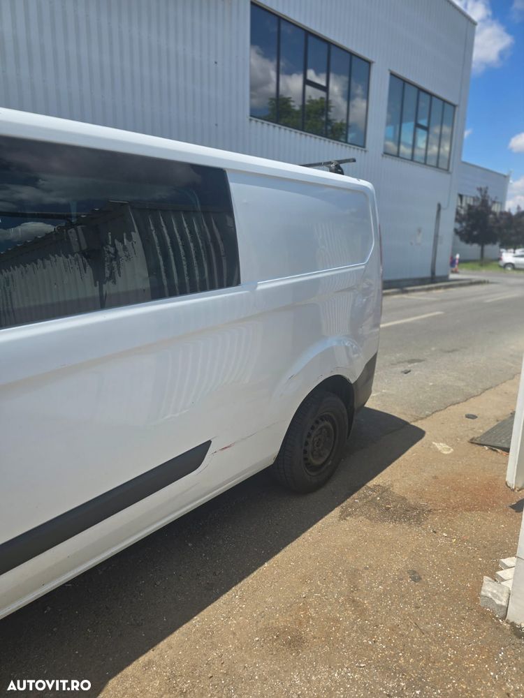 Ford TRANZIT CUSTOM - 4