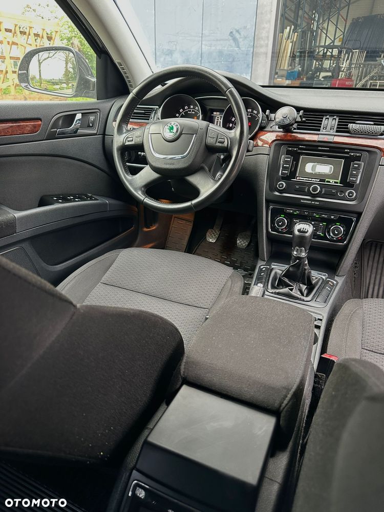 Skoda Superb 2.0 TDI Elegance - 12