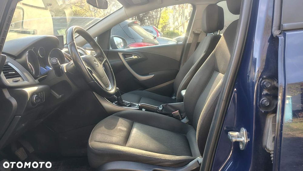 Opel Astra 1.4 T Essentia - 5