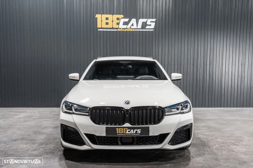 BMW 530 e Pack Desportivo M - 38