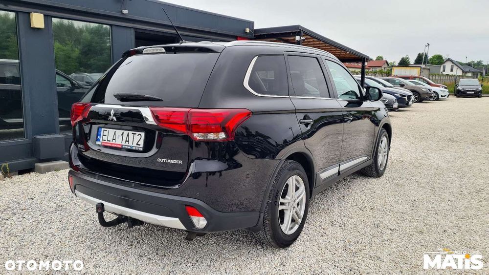 Mitsubishi Outlander - 7