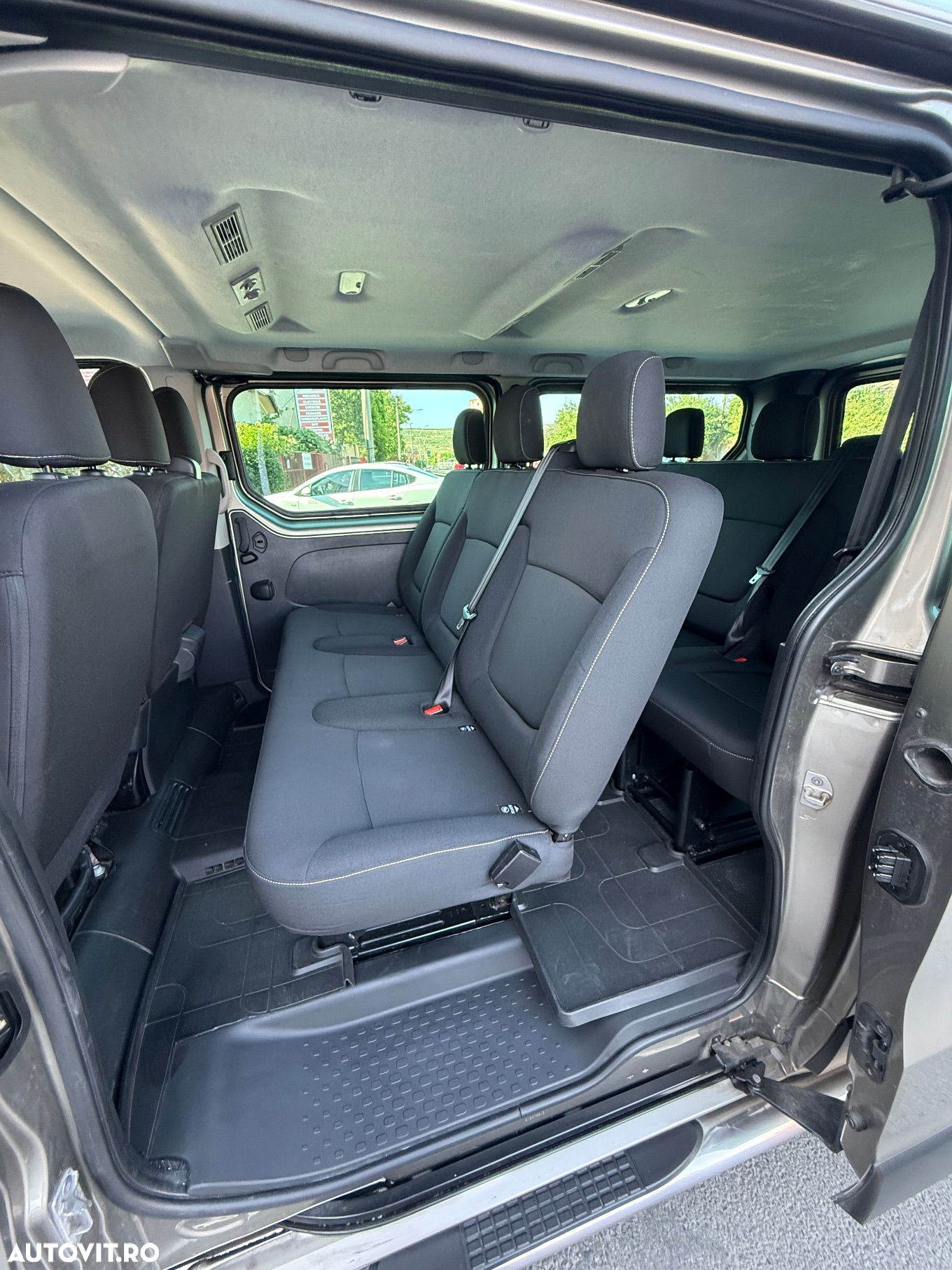 Renault Trafic ENERGY dCi 125 Grand Combi Expression - 10