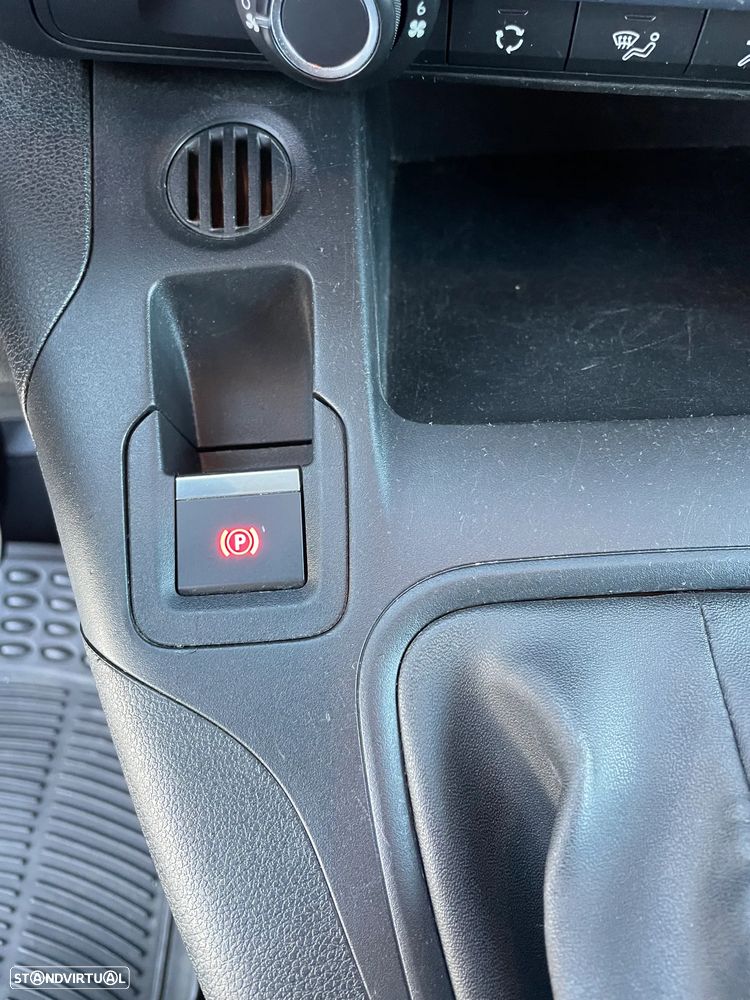 Peugeot Berlingo - 14