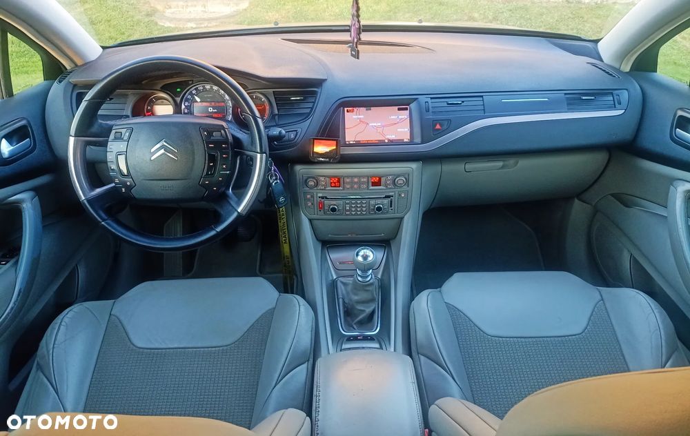 Citroën C5 2.0 HDi Exclusive - 10