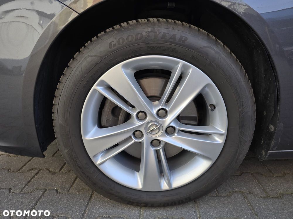 Opel Insignia 2.0 CDTI Elegance S&S - 22