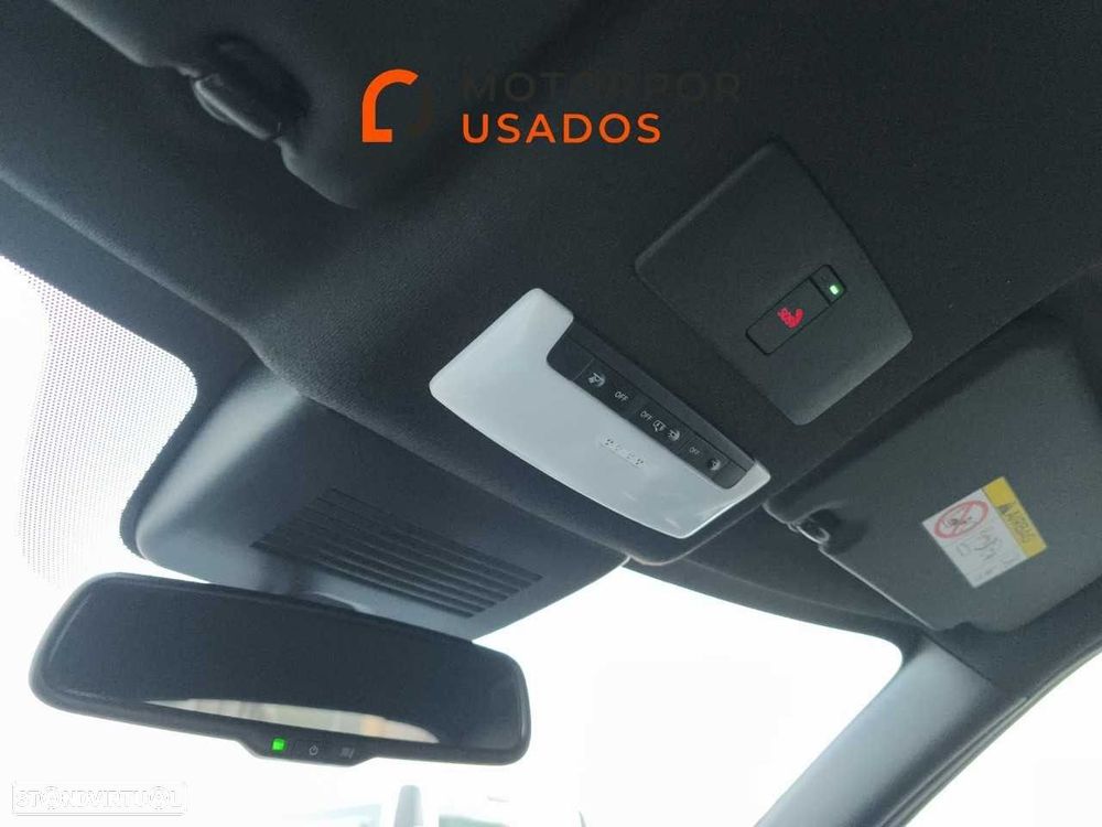 Nissan Juke 1.6 Hybrid Tekna - 26