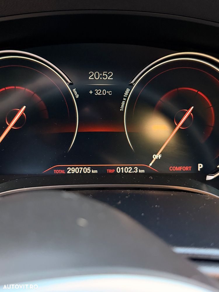 BMW Seria 5 520d AT - 6