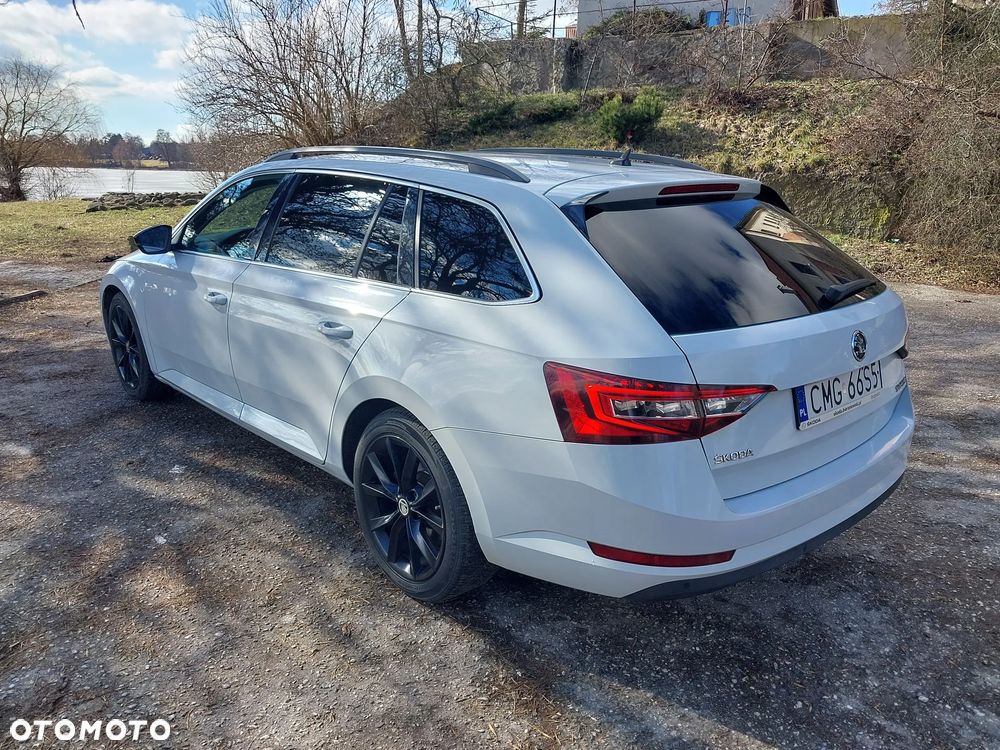 Skoda Superb 2.0 TDI Style DSG - 3