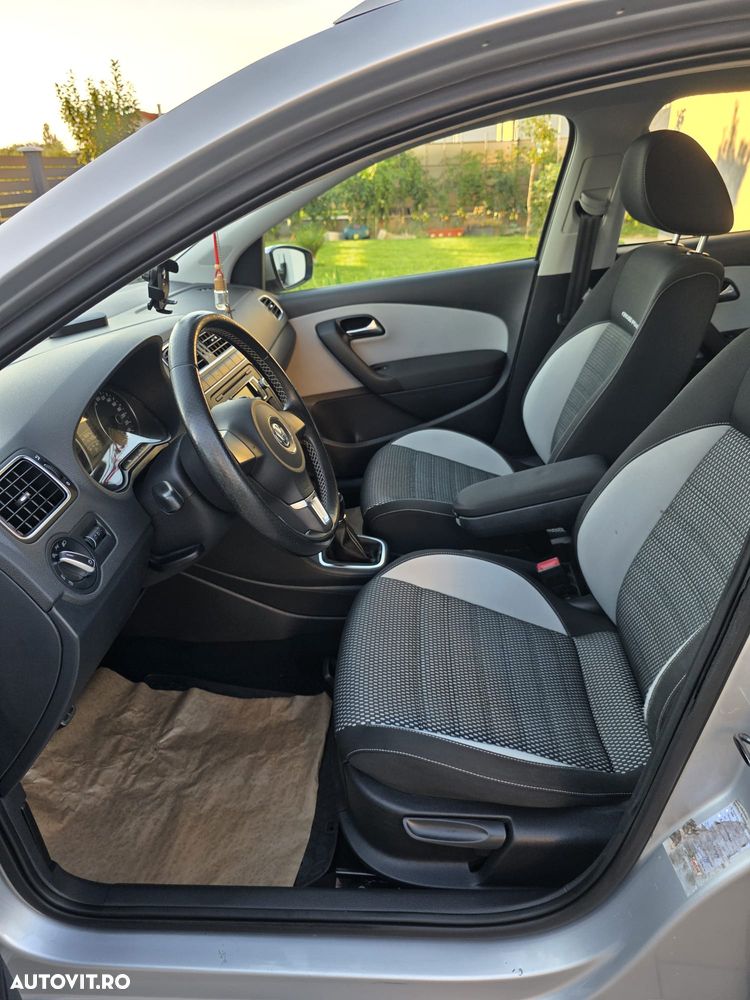 Volkswagen Polo - 6
